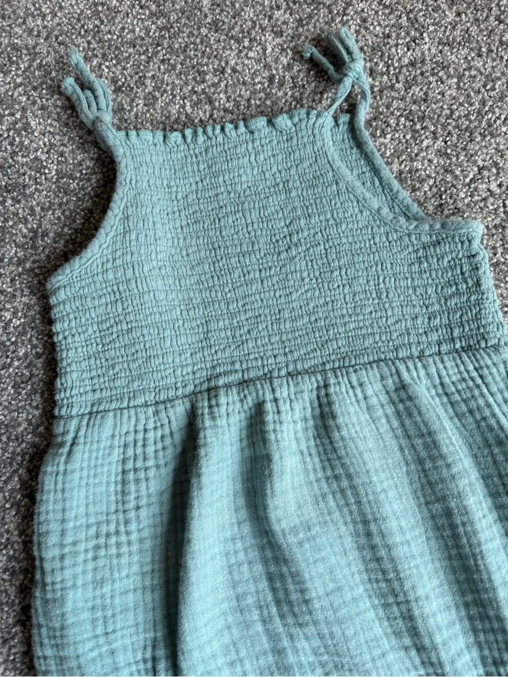 Grayson Mini Soft Textured Teal Baby One-Piece Romper Size 18 months
